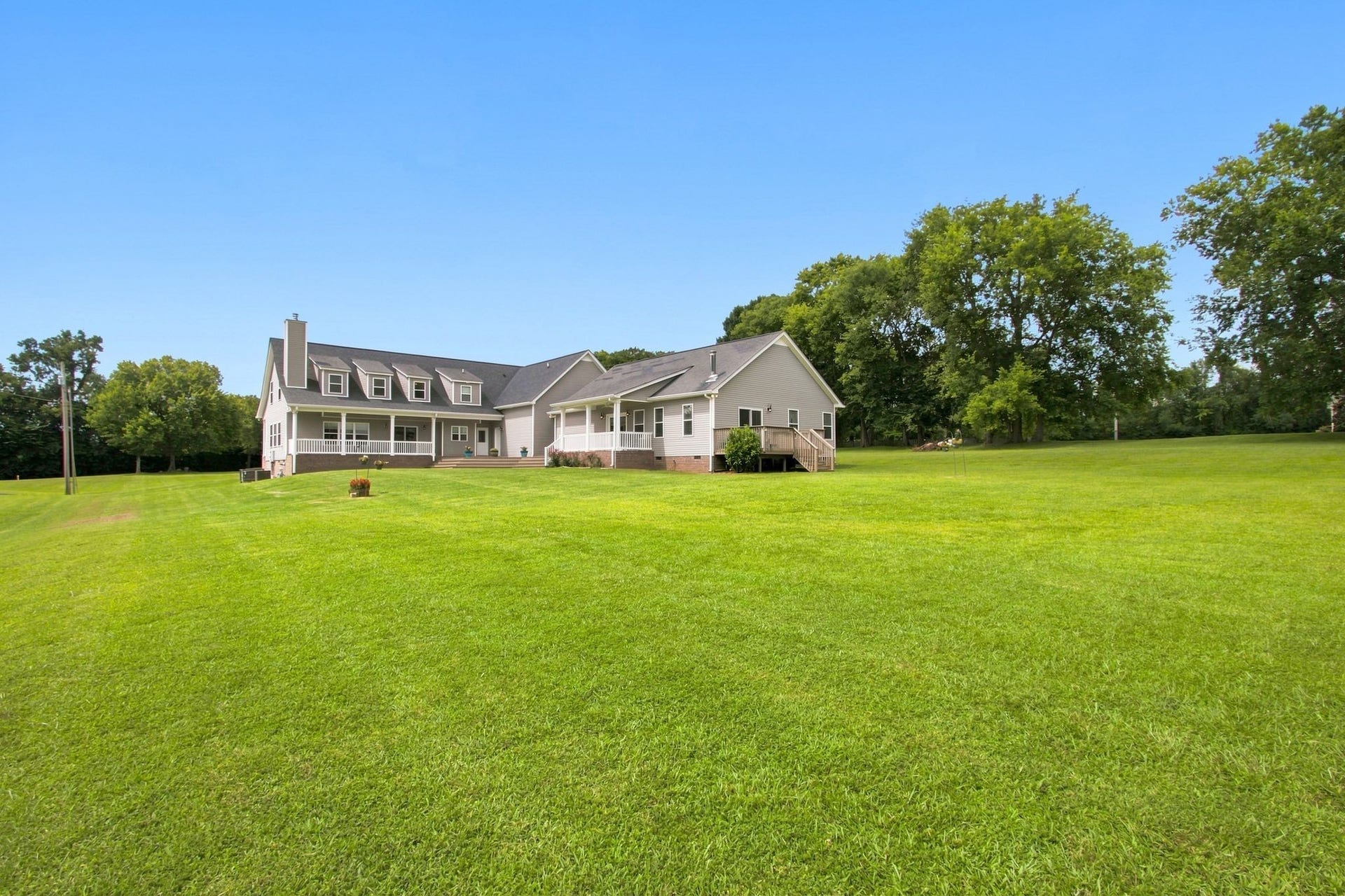 3816 Petty Ln, Columbia, TN 38401 3816 Petty Ln, Columbia, TN 38401