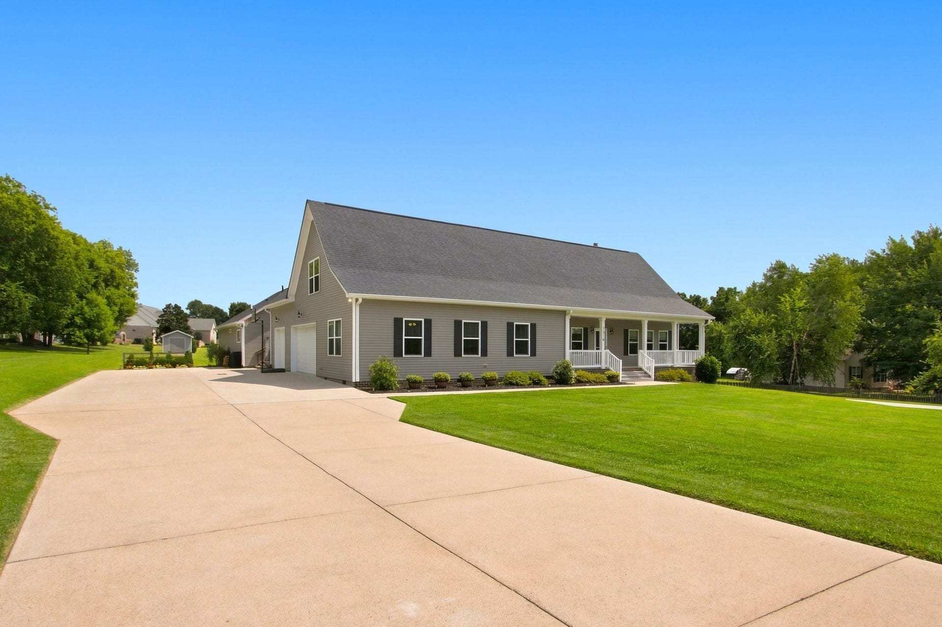 3816 Petty Ln, Columbia, TN 38401 3816 Petty Ln, Columbia, TN 38401