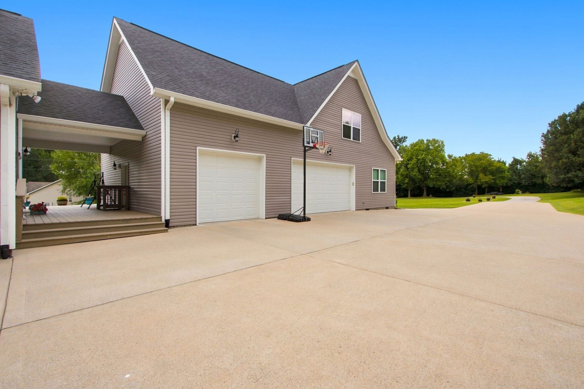 3816 Petty Ln, Columbia, TN 38401 3816 Petty Ln, Columbia, TN 38401