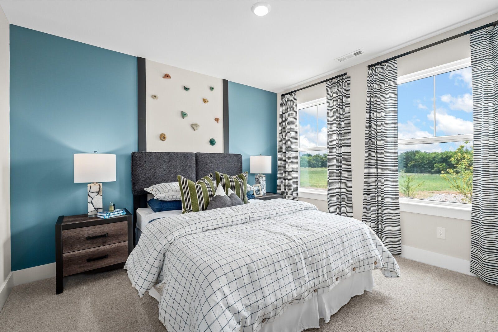 1416 Charles Drive, Chapel Hill, TN 37034