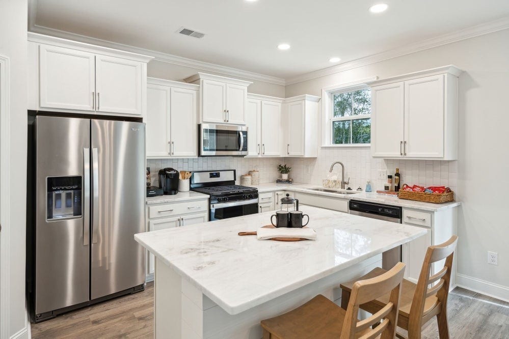 1417 Charles Dr, Chapel Hill, TN 37034 1417 Charles Dr, Chapel Hill, TN 37034