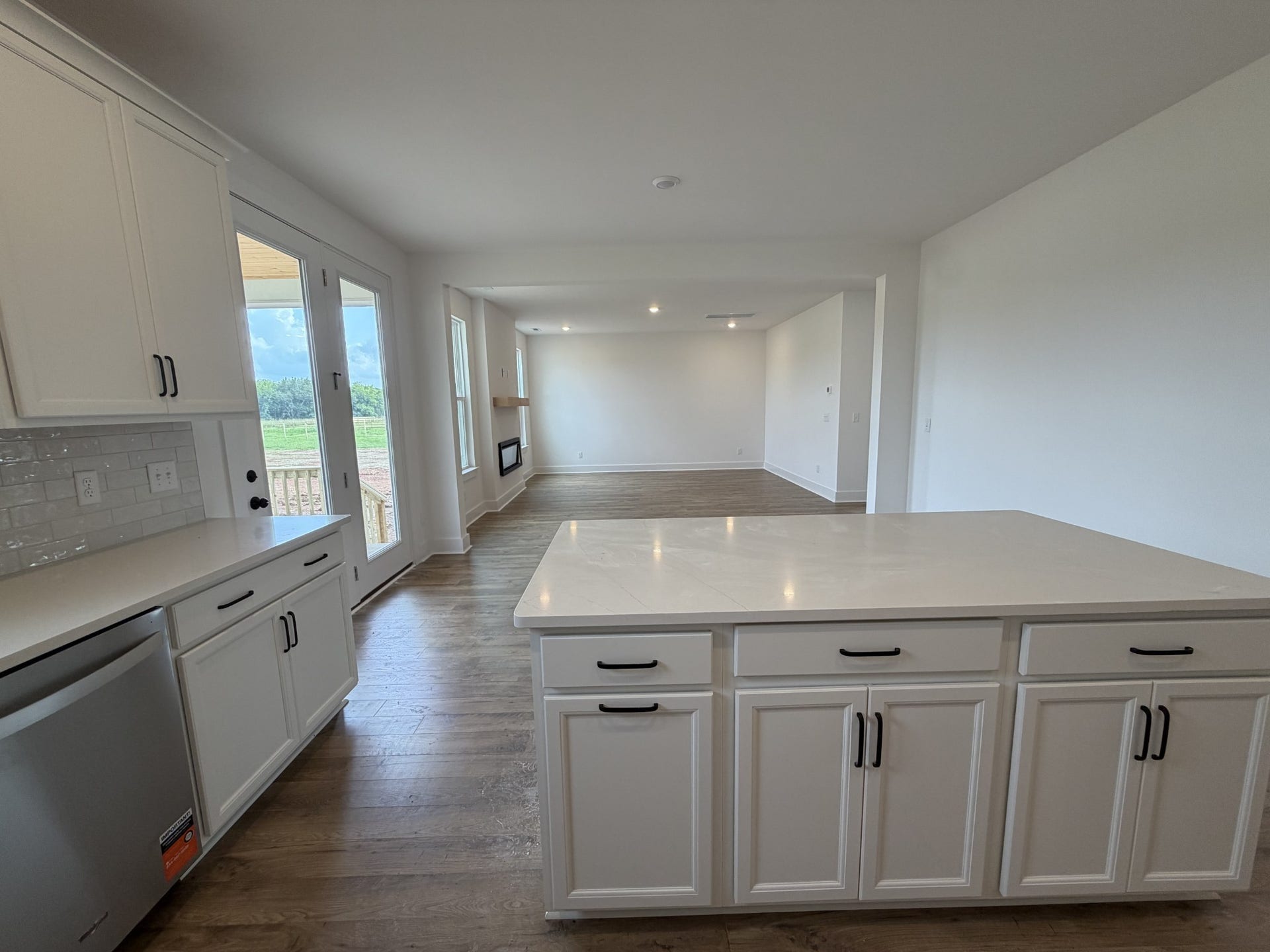 1417 Charles Dr, Chapel Hill, TN 37034 1417 Charles Dr, Chapel Hill, TN 37034