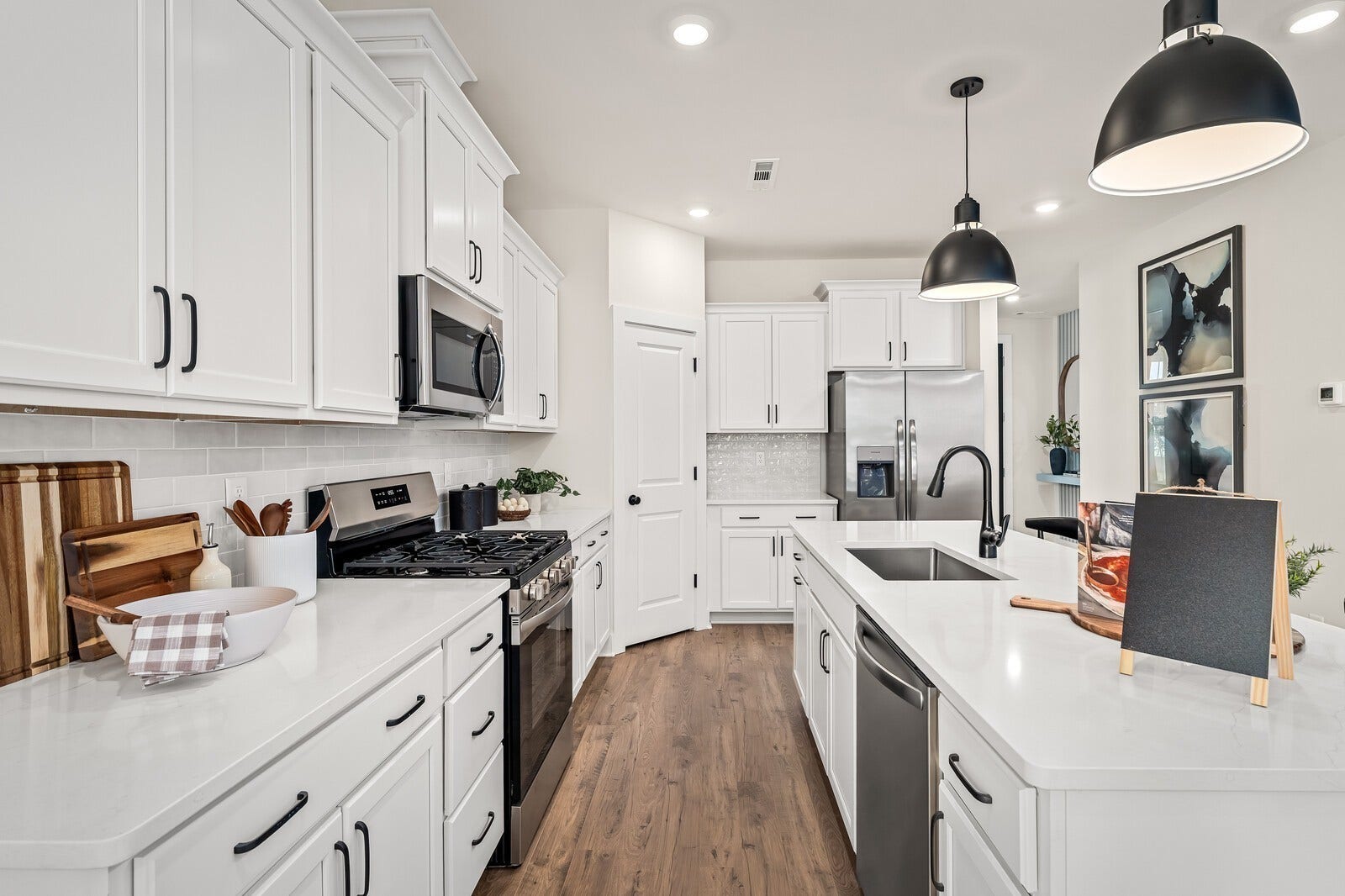 1439 Charles Drive, Chapel Hill, TN 37034 1439 Charles Drive, Chapel Hill, TN 37034