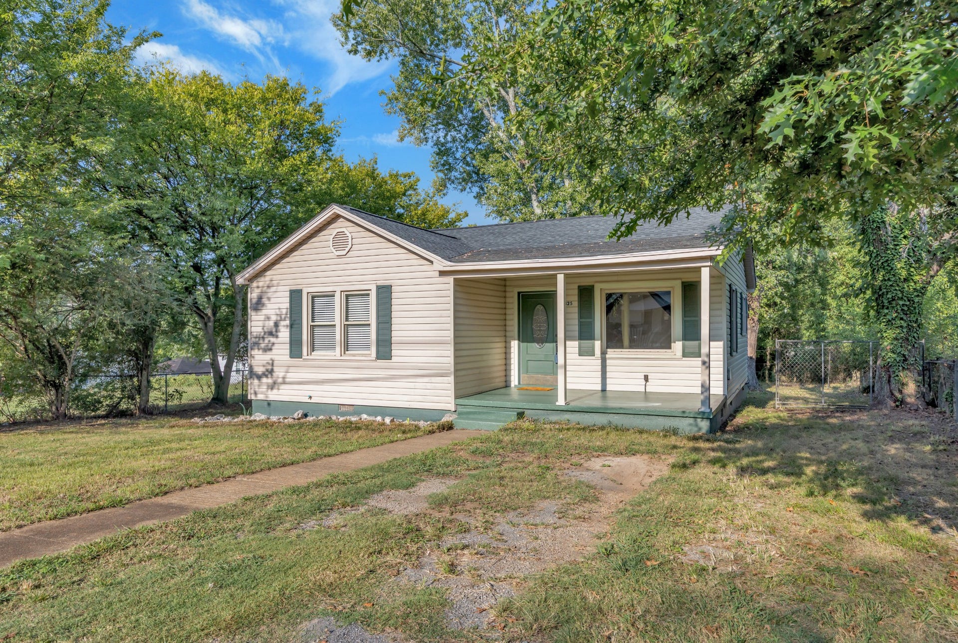 825 Lang St NE, Cleveland, TN 37311 825 Lang St NE, Cleveland, TN 37311
