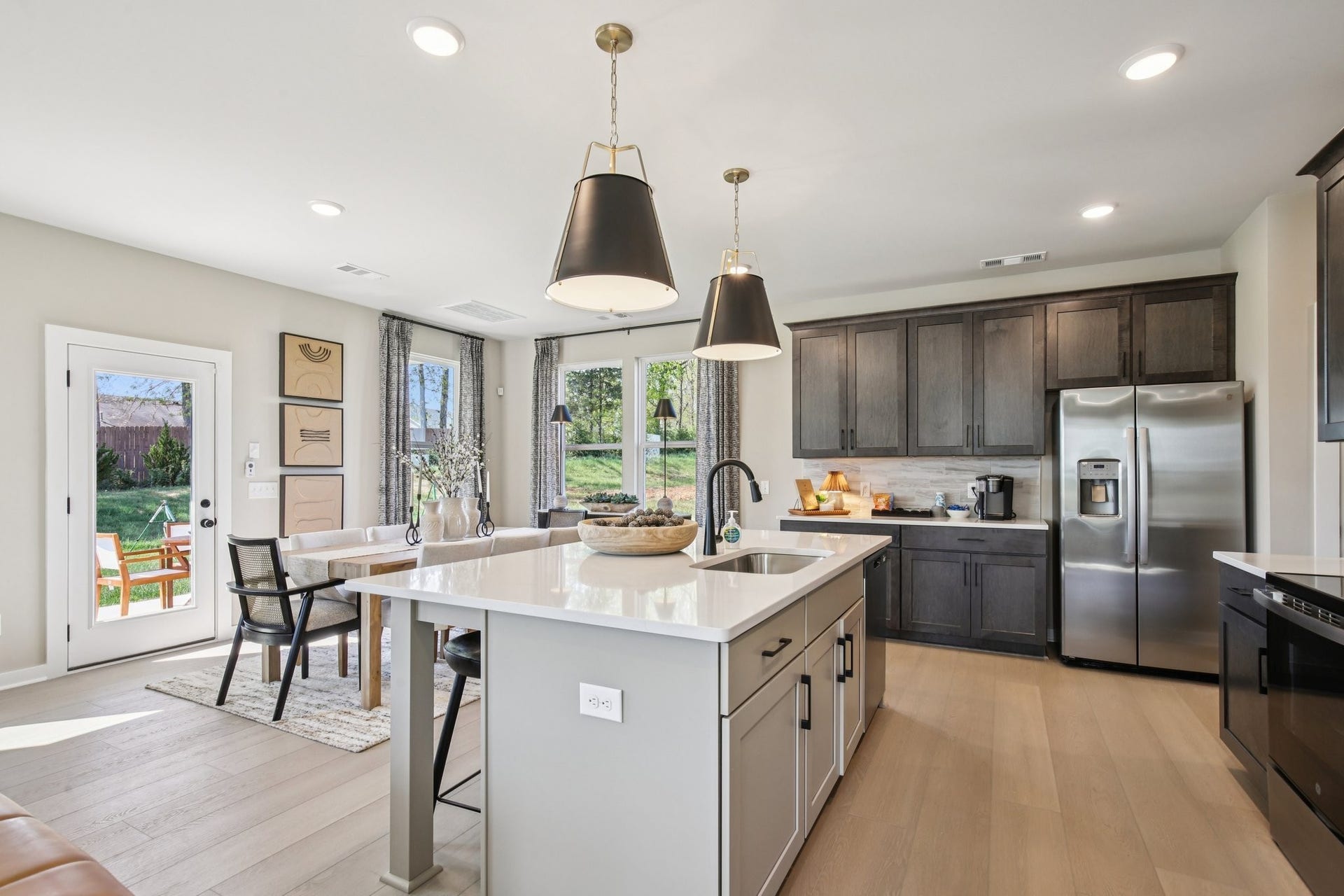 102 Ridgeview Drive, Shelbyville, TN 37160 Picture from existing Jasmine furnished model home at a different location