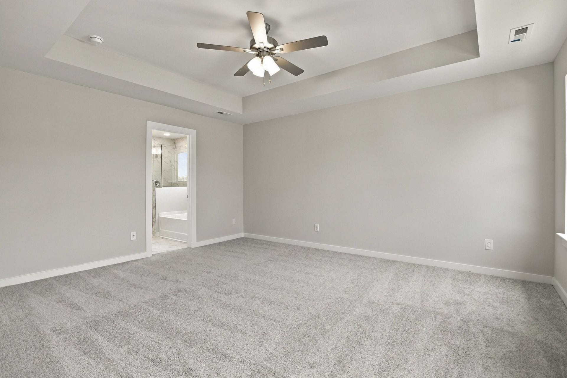 102 Ridgeview Drive, Shelbyville, TN 37160 102 Ridgeview Drive, Shelbyville, TN 37160