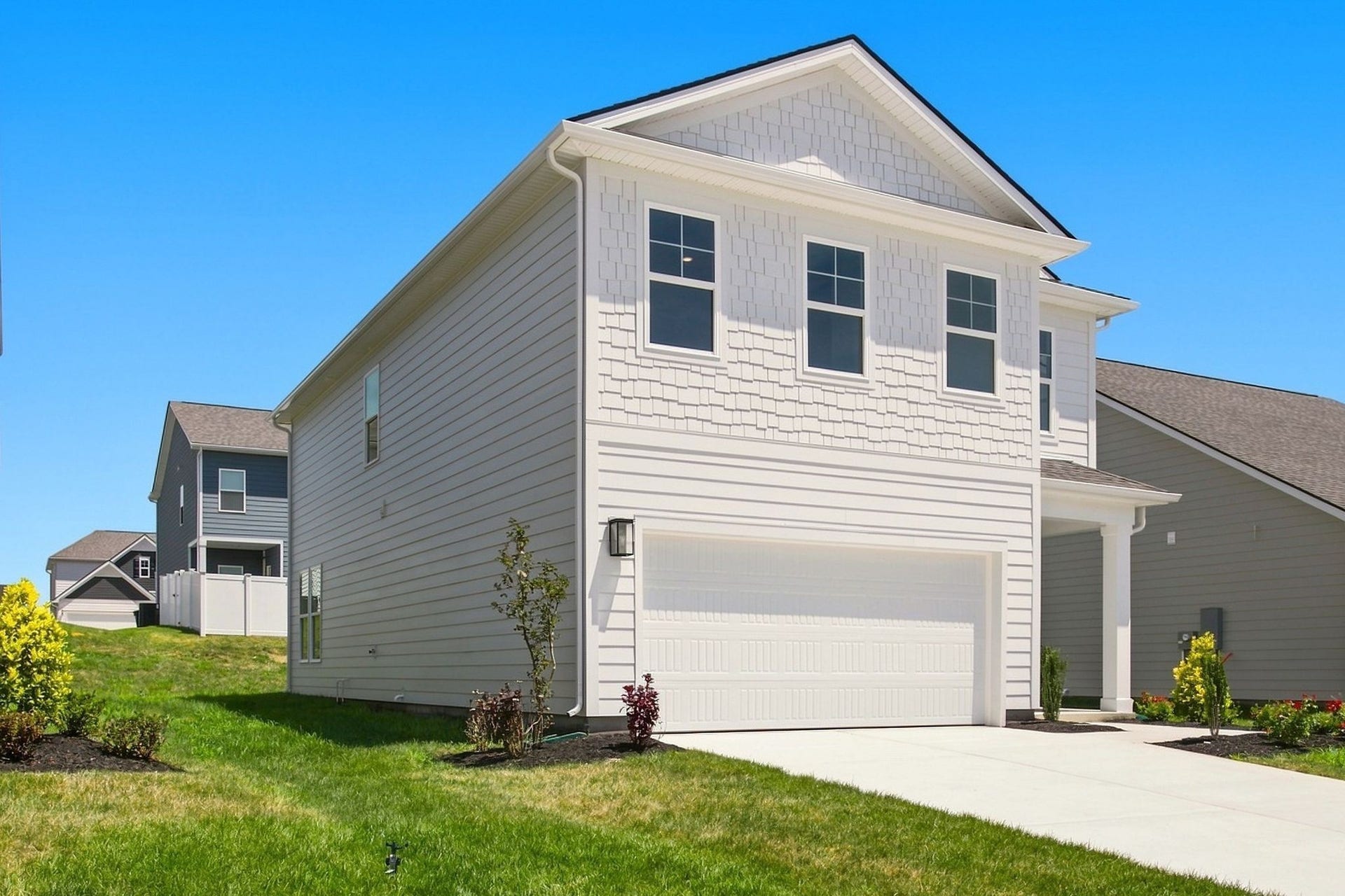 102 Ridgeview Drive, Shelbyville, TN 37160 102 Ridgeview Drive, Shelbyville, TN 37160