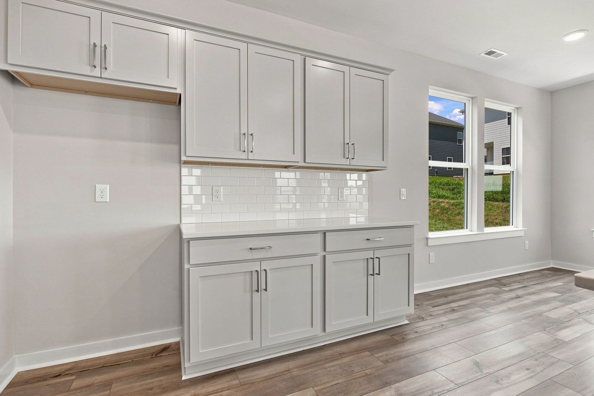 102 Ridgeview Drive, Shelbyville, TN 37160 102 Ridgeview Drive, Shelbyville, TN 37160