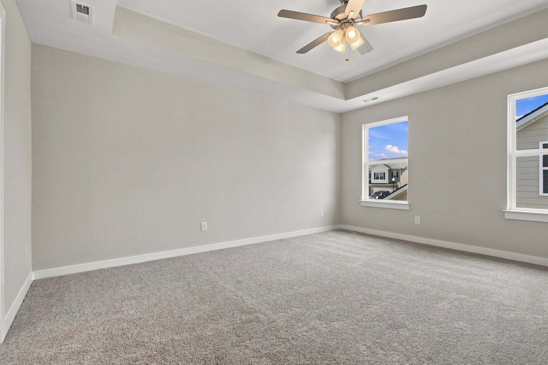 102 Ridgeview Drive, Shelbyville, TN 37160 102 Ridgeview Drive, Shelbyville, TN 37160