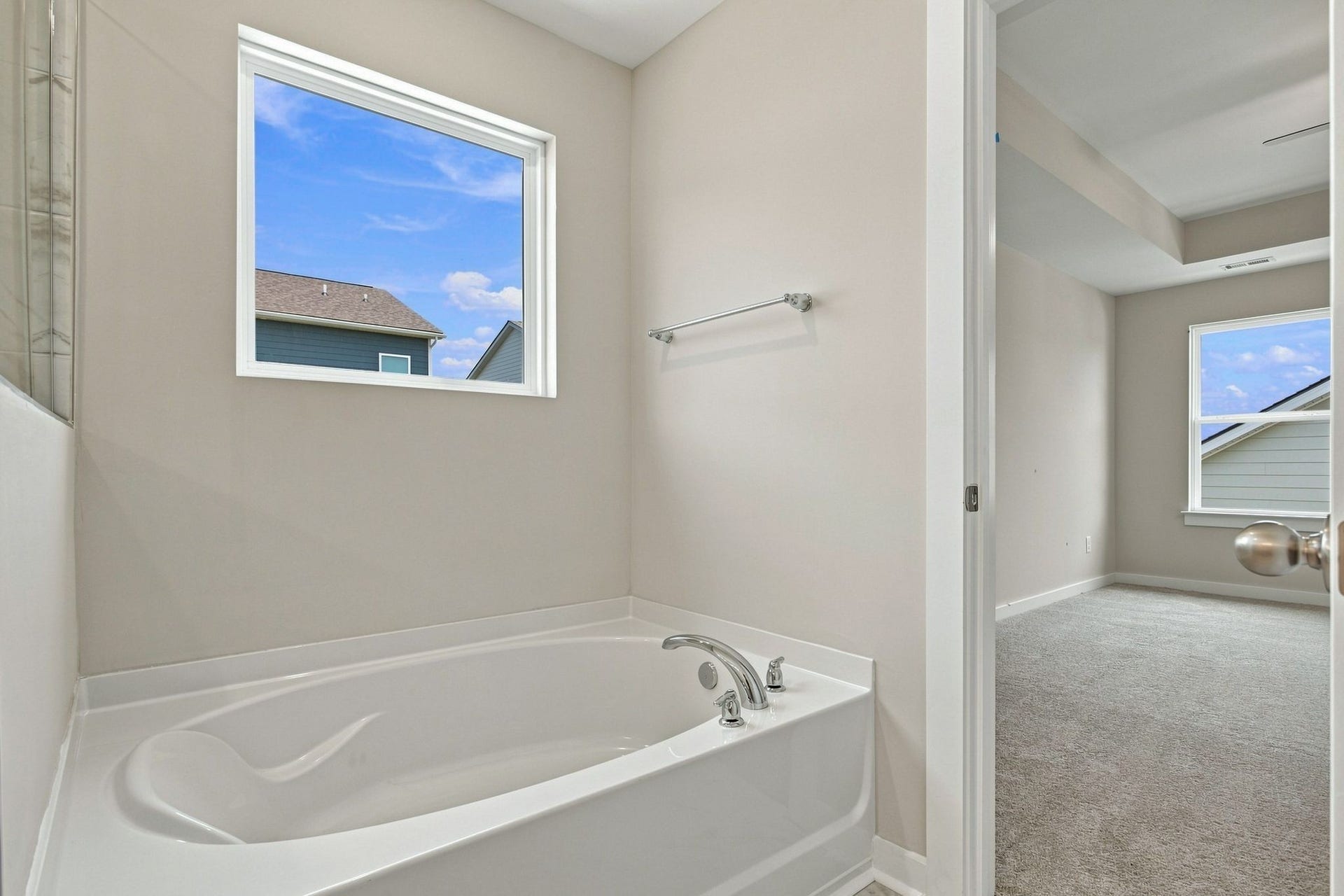 102 Ridgeview Drive, Shelbyville, TN 37160 102 Ridgeview Drive, Shelbyville, TN 37160