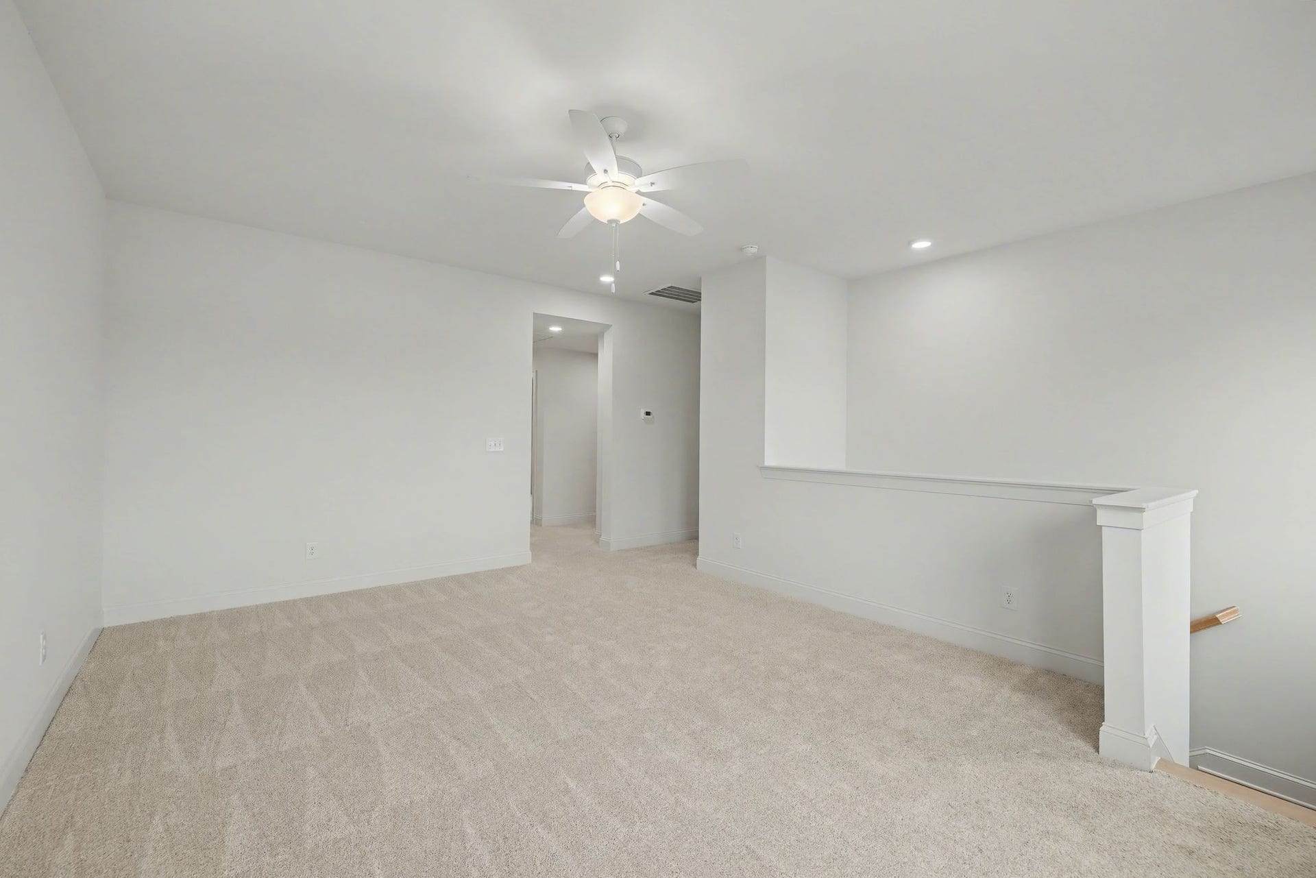 7404 Legends Way, Murfreesboro, TN 37129 Spacious loft area