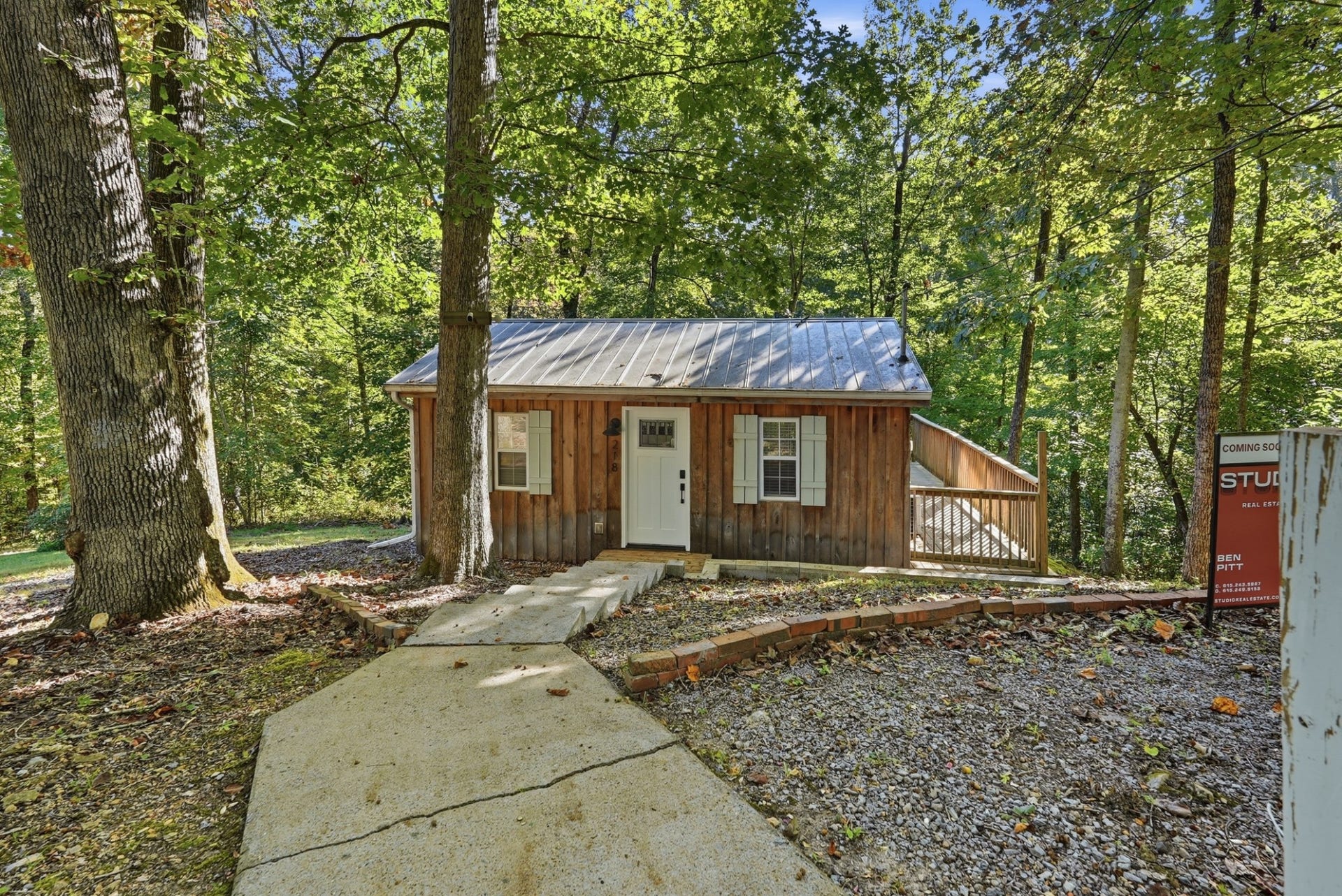 218 Poplar Pl, Smithville, TN 37166 218 Poplar Pl, Smithville, TN 37166