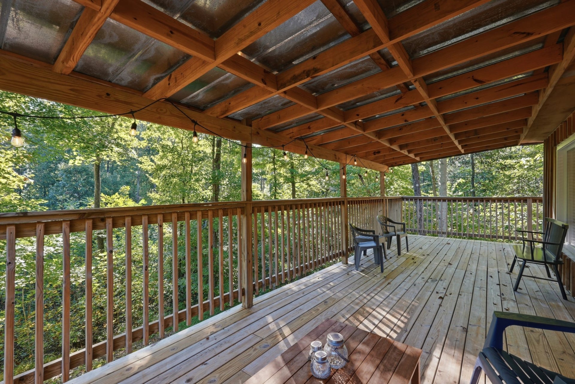 218 Poplar Pl, Smithville, TN 37166 218 Poplar Pl, Smithville, TN 37166