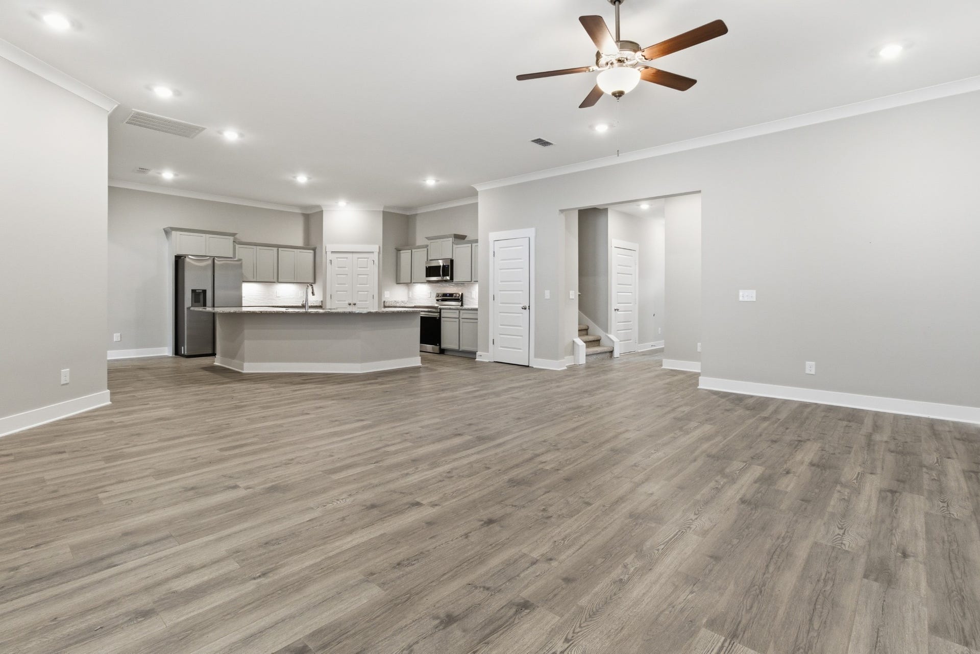 1422 Suzanne Drive, Murfreesboro, TN 37128 1422 Suzanne Drive, Murfreesboro, TN 37128