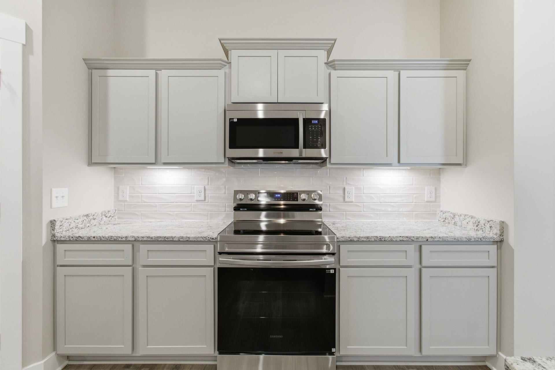1422 Suzanne Drive, Murfreesboro, TN 37128 1422 Suzanne Drive, Murfreesboro, TN 37128