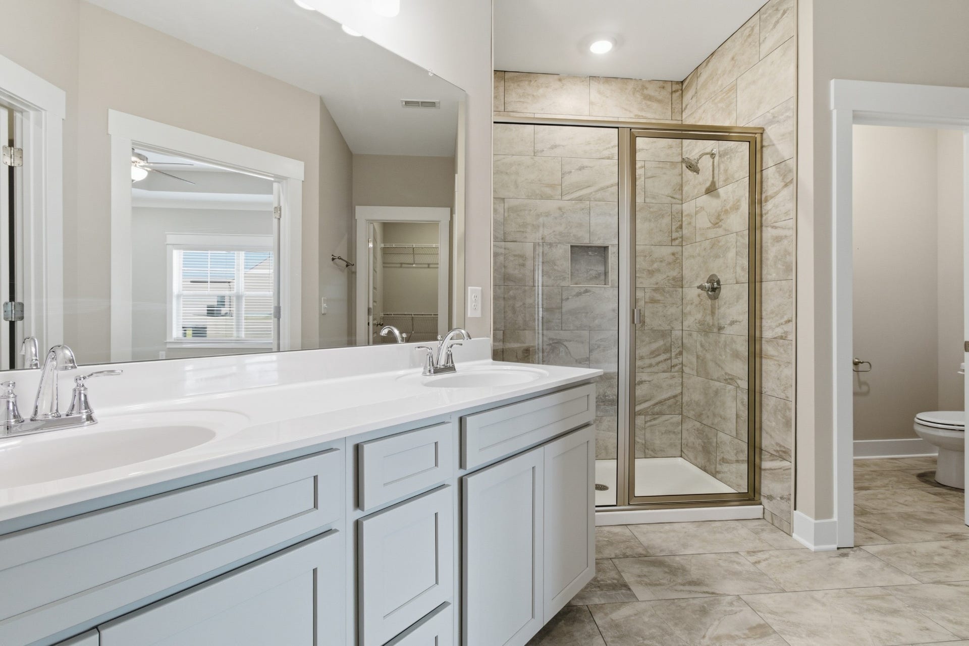 1422 Suzanne Drive, Murfreesboro, TN 37128 1422 Suzanne Drive, Murfreesboro, TN 37128