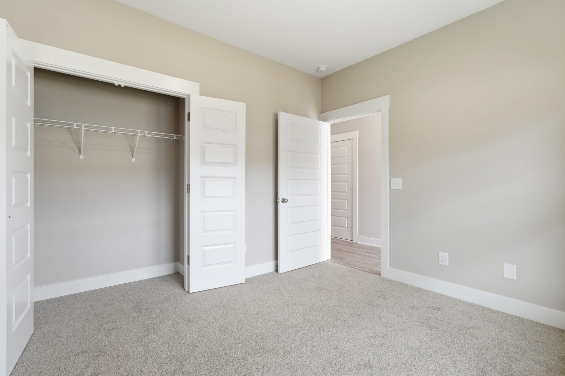 1438 Suzanne Drive, Murfreesboro, TN 37128 1438 Suzanne Drive, Murfreesboro, TN 37128