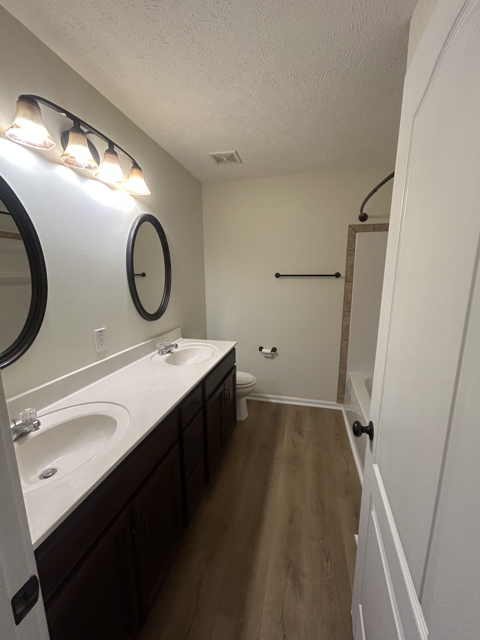 3611 Fox Tail Dr, Clarksville, TN 37040 3611 Fox Tail Dr, Clarksville, TN 37040