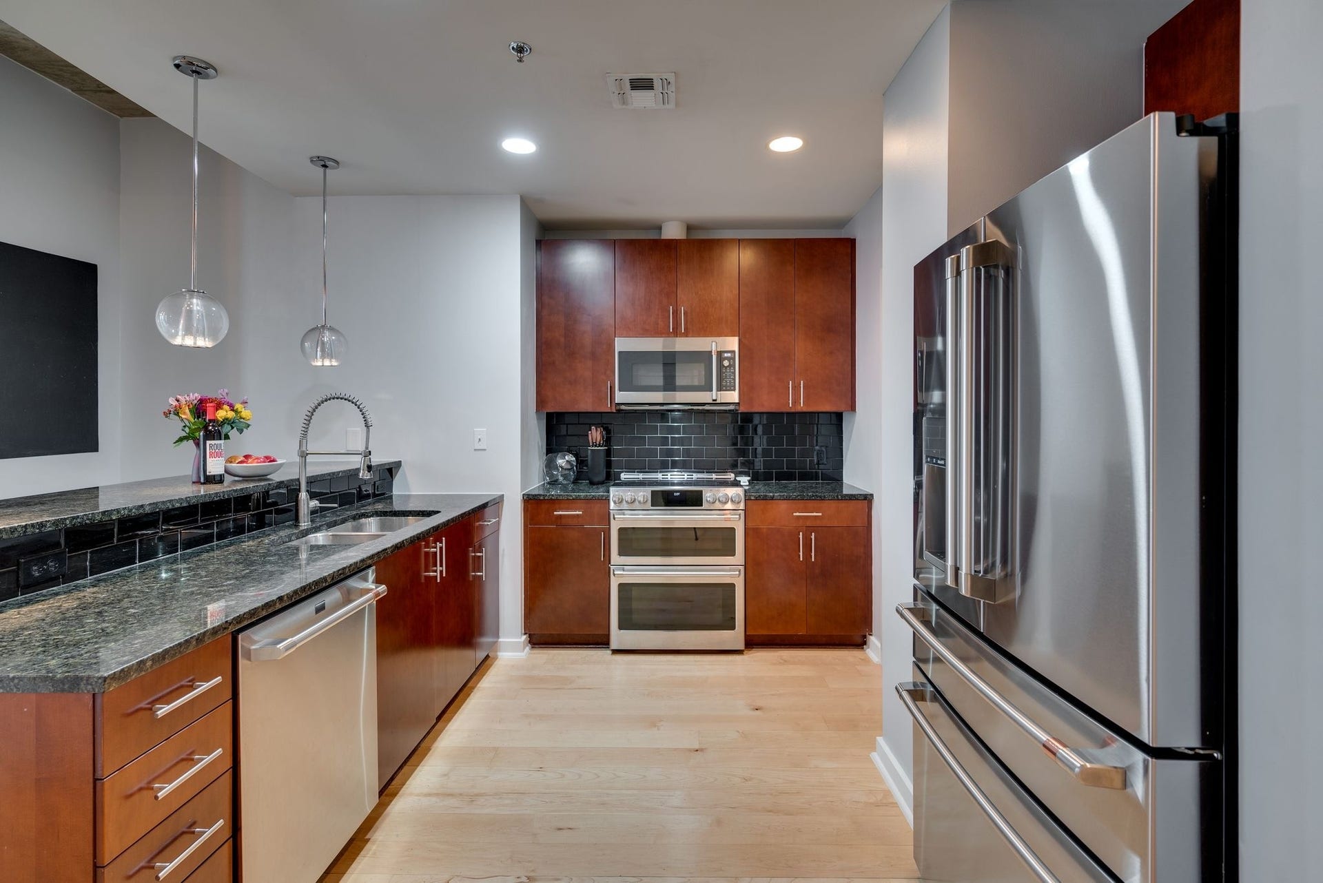 301 Demonbreun St, #1317, Nashville, TN 37201 301 Demonbreun St, #1317, Nashville, TN 37201
