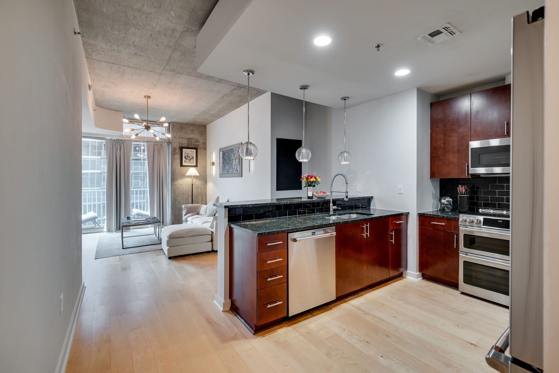 301 Demonbreun St, #1317, Nashville, TN 37201 301 Demonbreun St, #1317, Nashville, TN 37201