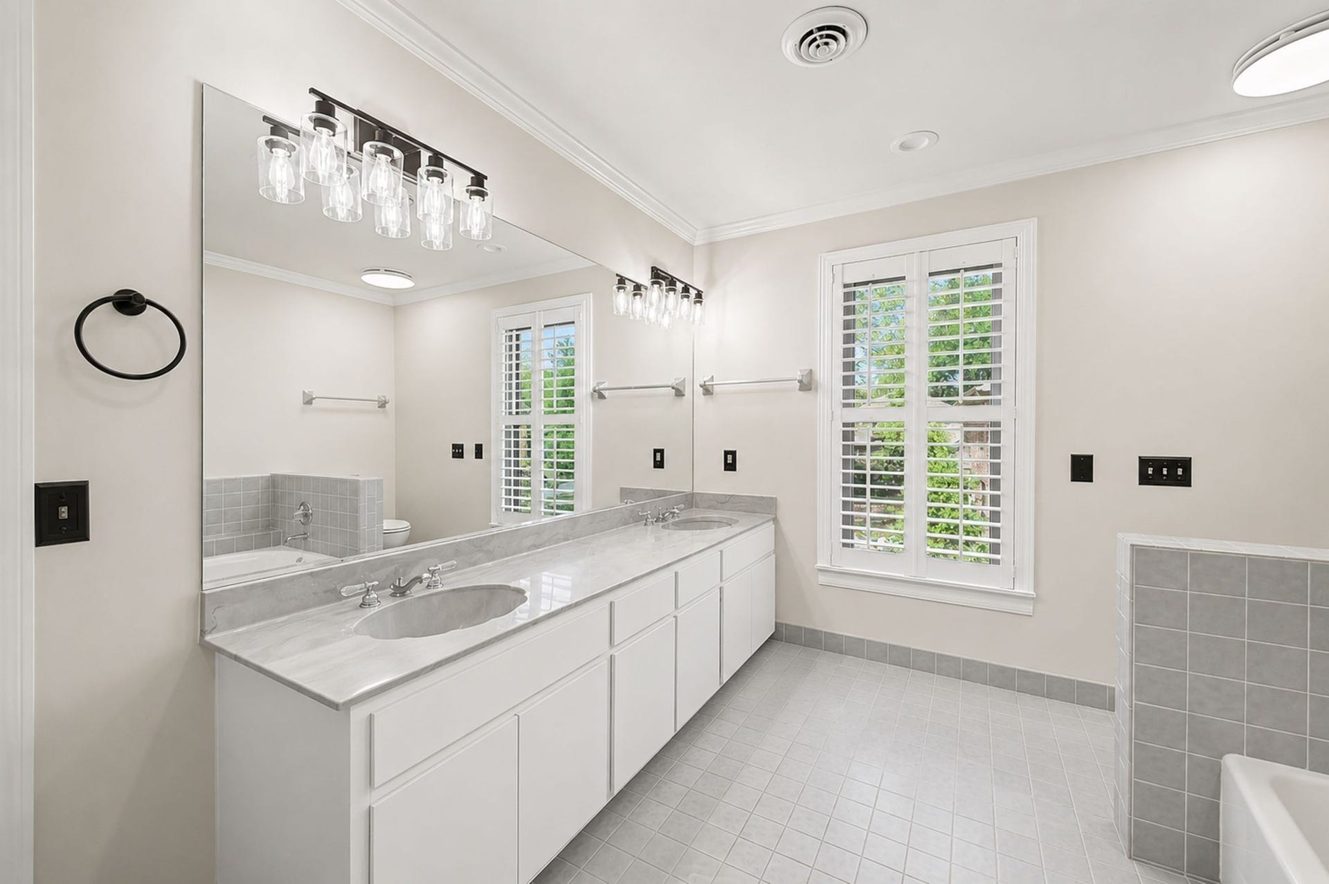 601 Dorshire Ln, Nashville, TN 37221 601 Dorshire Ln, Nashville, TN 37221
