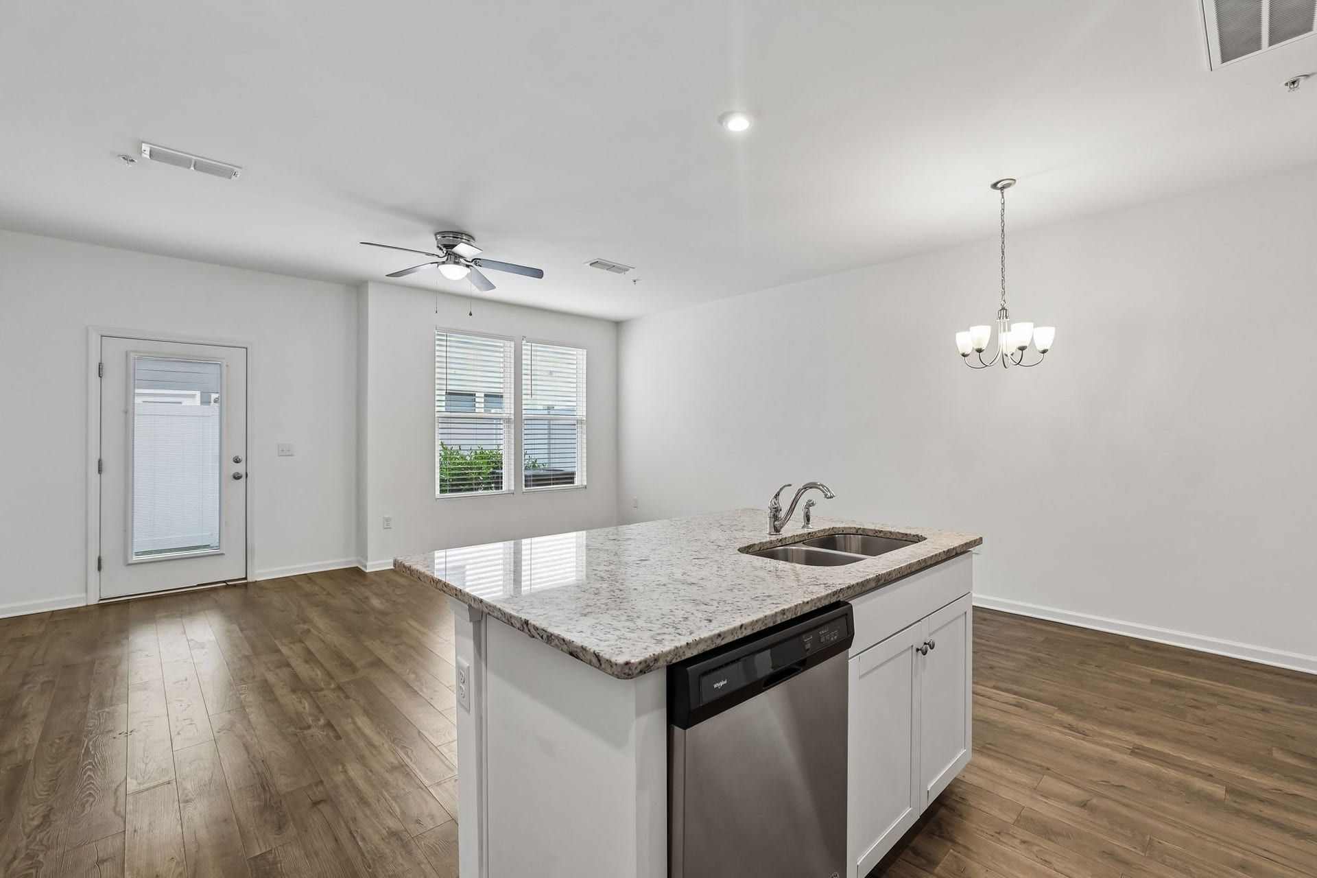 3307 Deerchase Cir, Murfreesboro, TN 37129 3307 Deerchase Cir, Murfreesboro, TN 37129