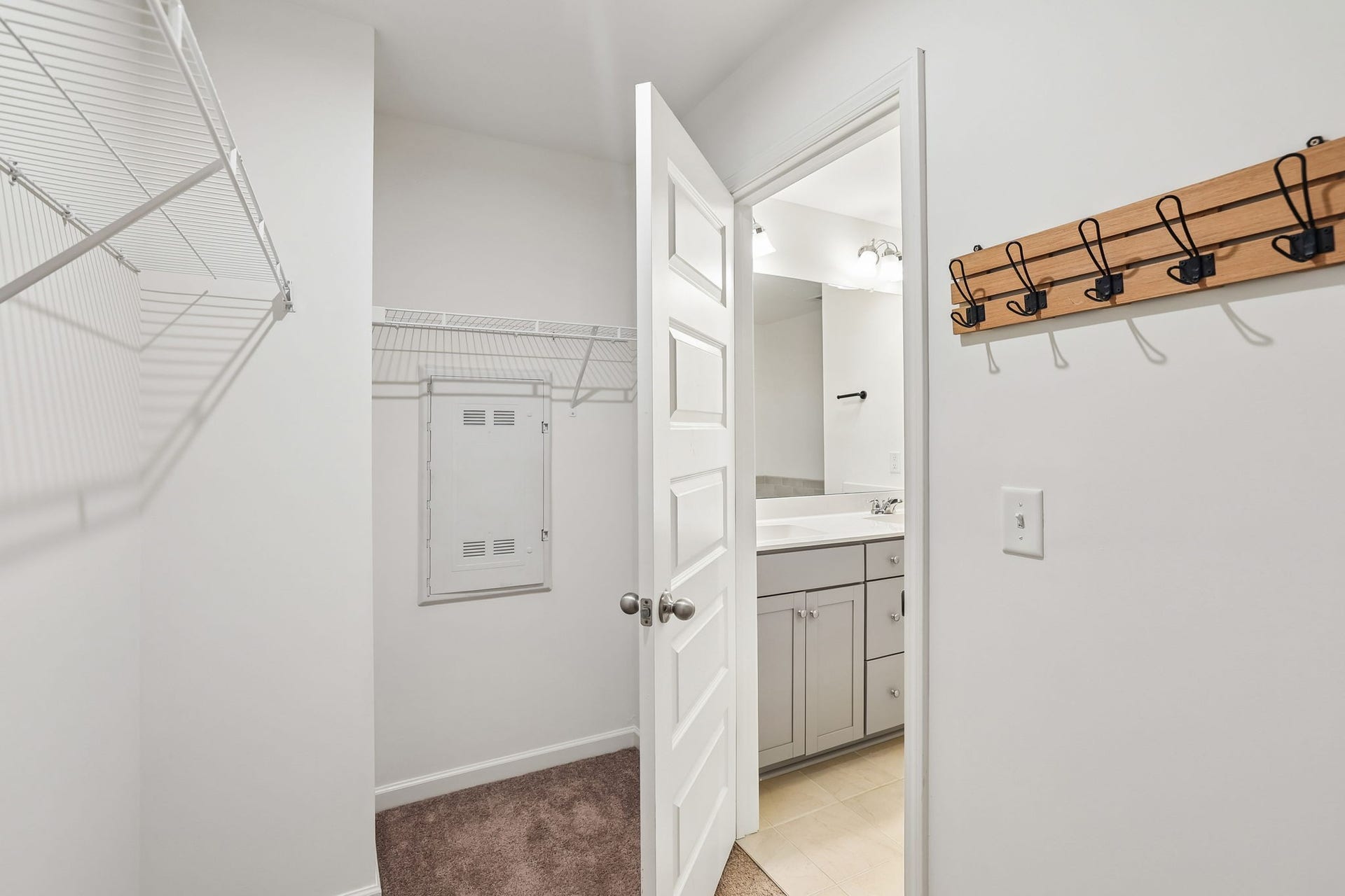 3307 Deerchase Cir, Murfreesboro, TN 37129 3307 Deerchase Cir, Murfreesboro, TN 37129