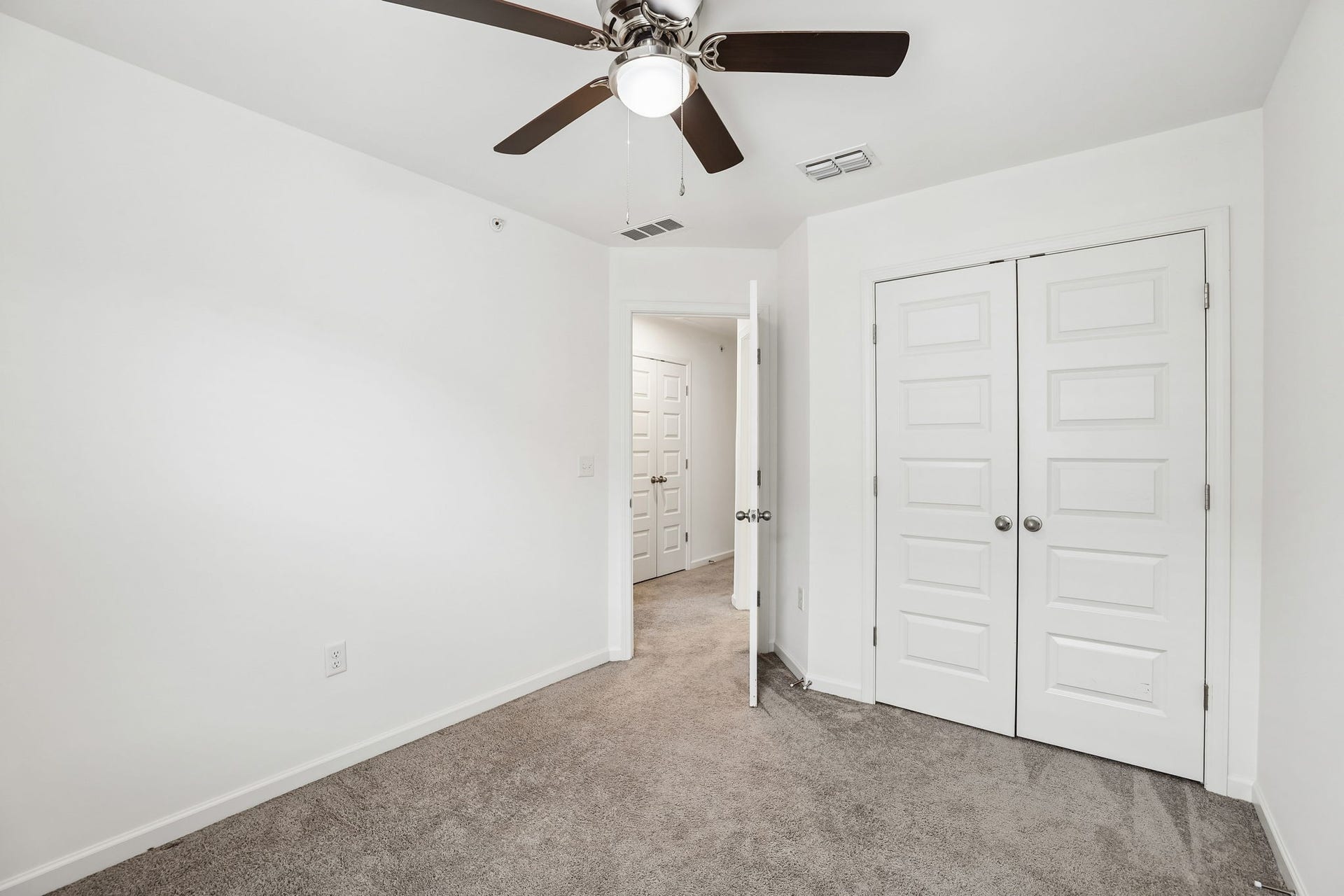 3307 Deerchase Cir, Murfreesboro, TN 37129 3307 Deerchase Cir, Murfreesboro, TN 37129