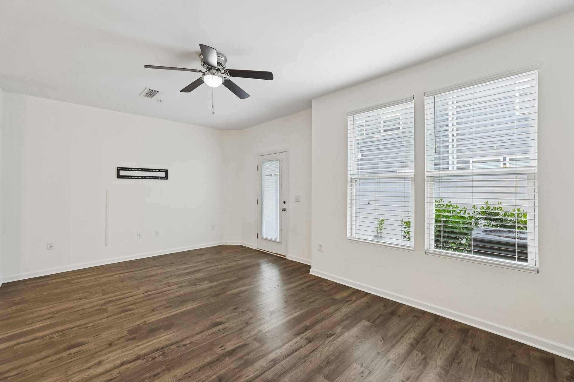 3307 Deerchase Cir, Murfreesboro, TN 37129 3307 Deerchase Cir, Murfreesboro, TN 37129