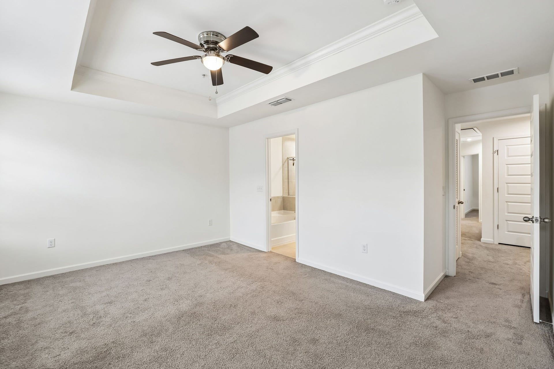 3307 Deerchase Cir, Murfreesboro, TN 37129 3307 Deerchase Cir, Murfreesboro, TN 37129