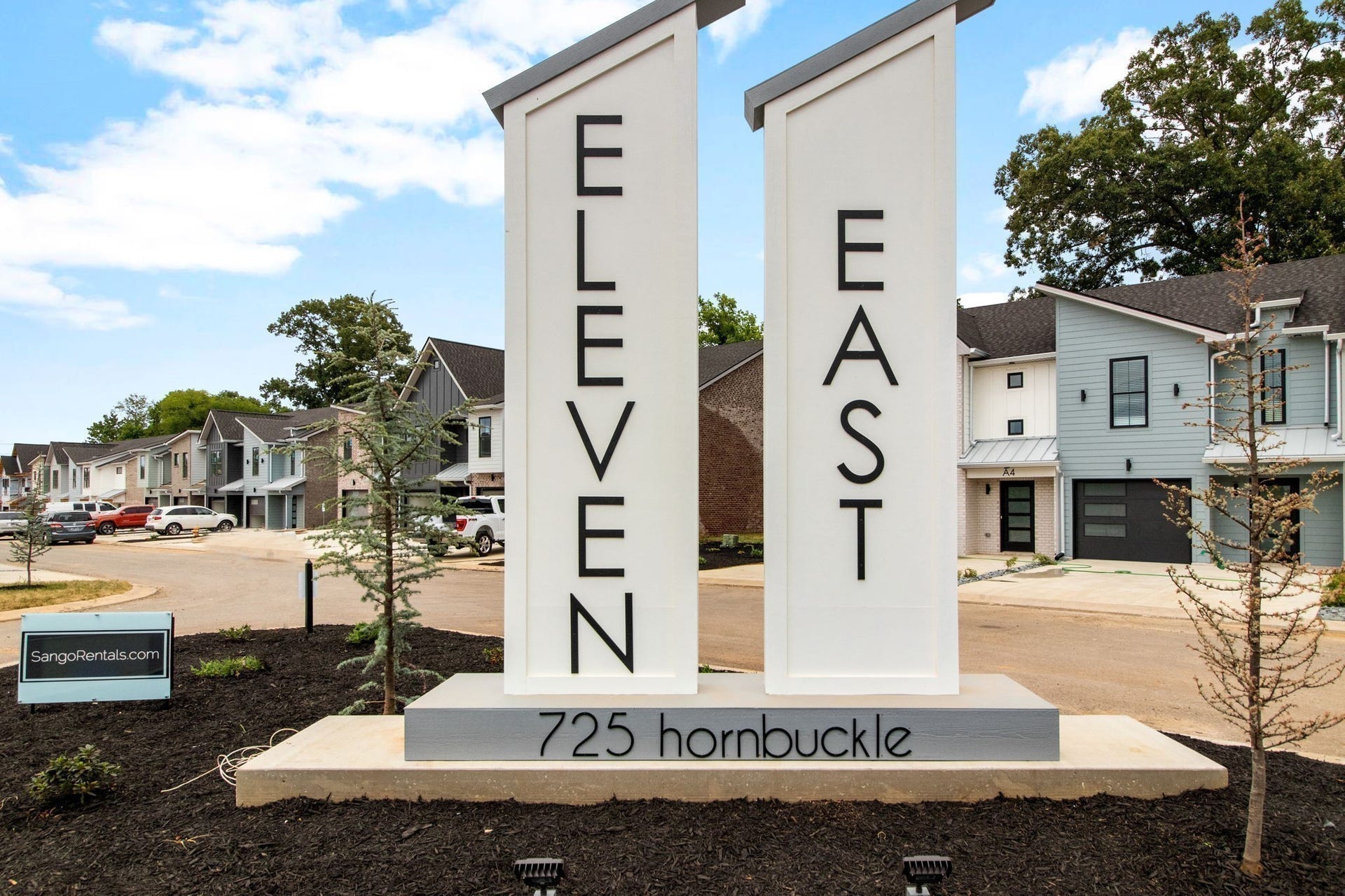 725 Hornbuckle Rd, Clarksville, TN 37043 725 Hornbuckle Rd, Clarksville, TN 37043