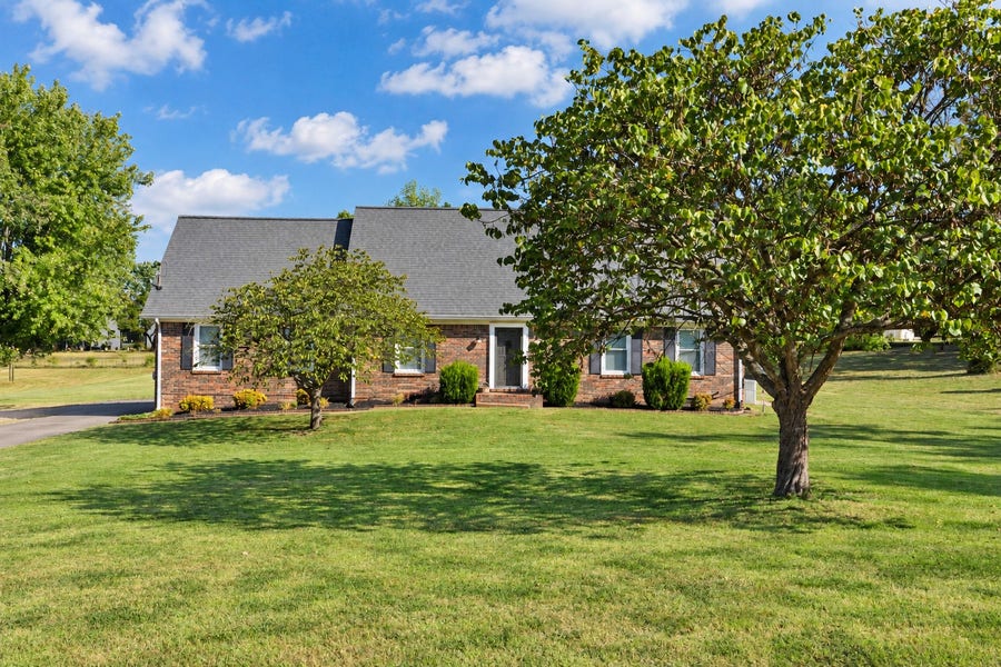 Property photo for 115 Herman Harrison Dr, Hendersonville, TN