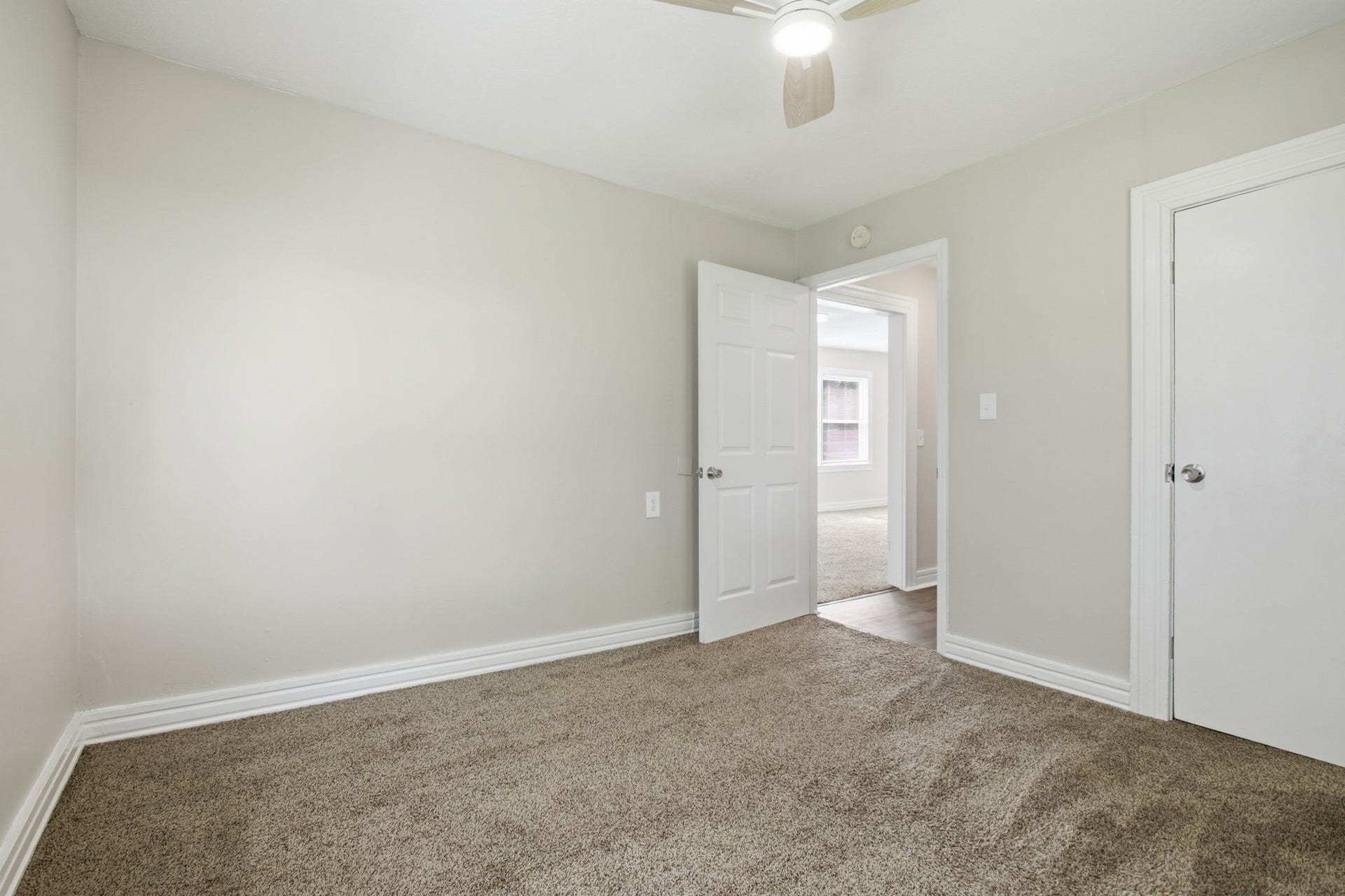 1604 S High St, Columbia, TN 38401 1604 S High St, Columbia, TN 38401