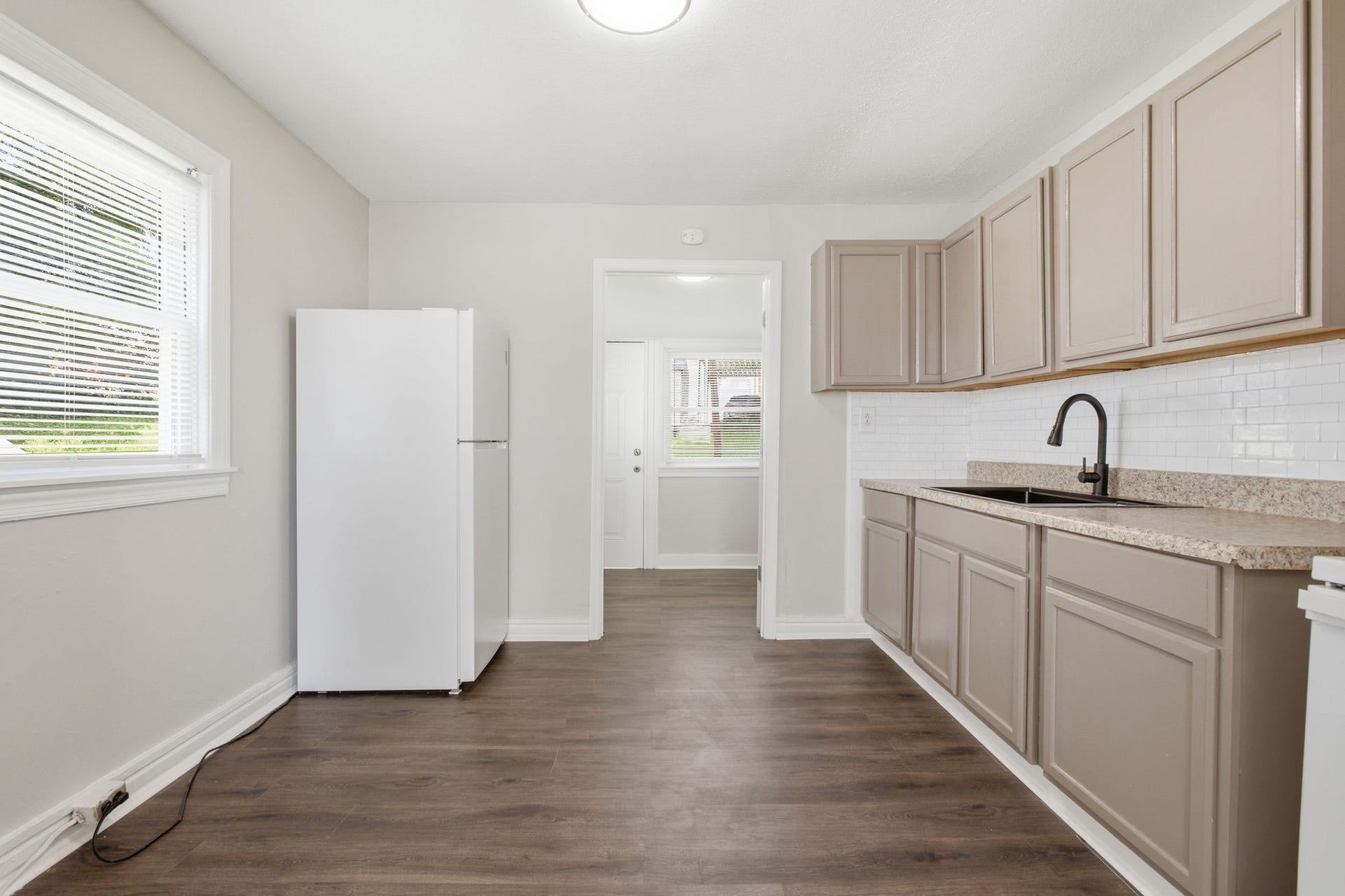 1604 S High St, Columbia, TN 38401 1604 S High St, Columbia, TN 38401