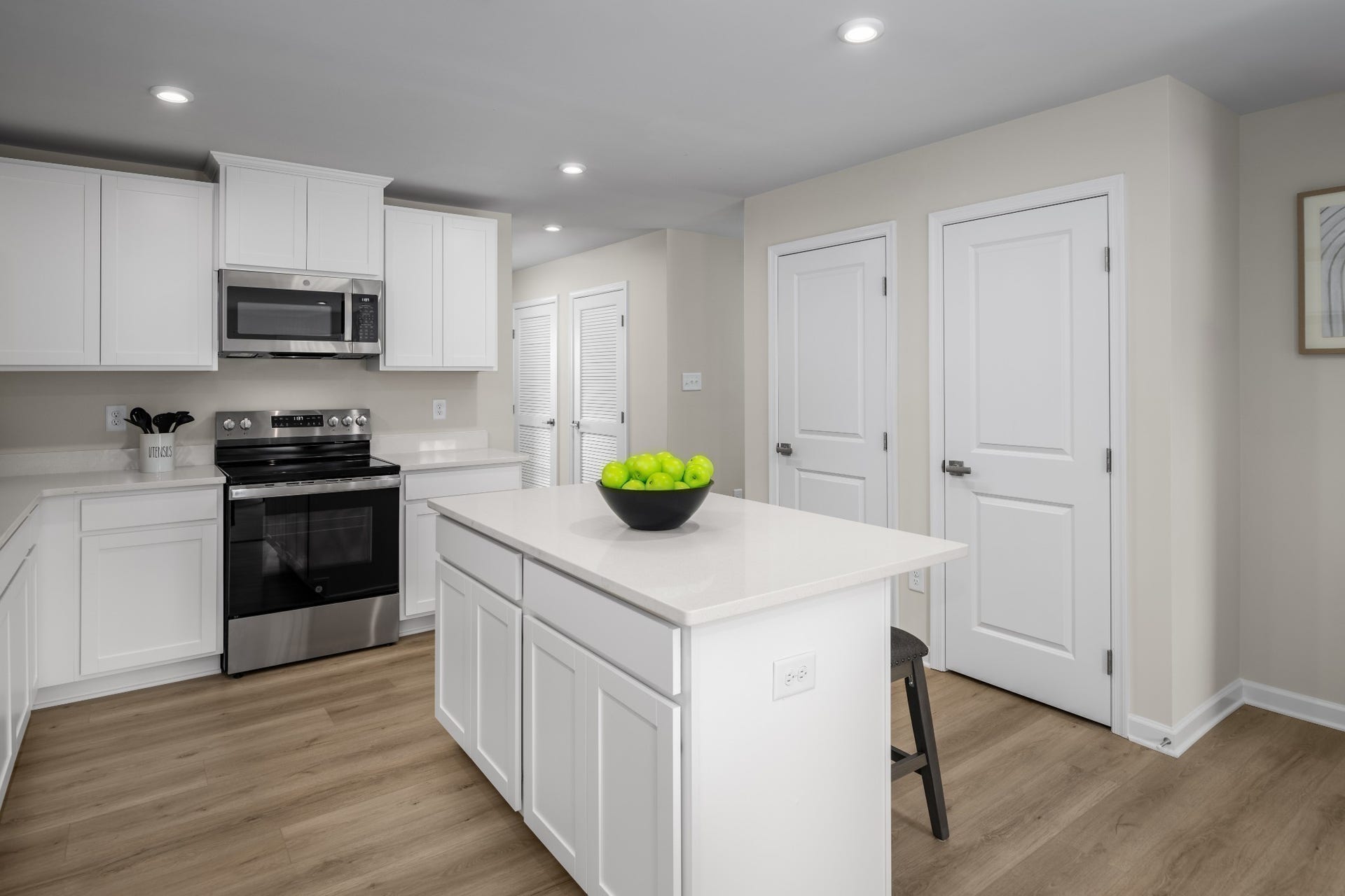 1032 Biscayne Street, #201, White House, TN 37188 1032 Biscayne Street, #201, White House, TN 37188