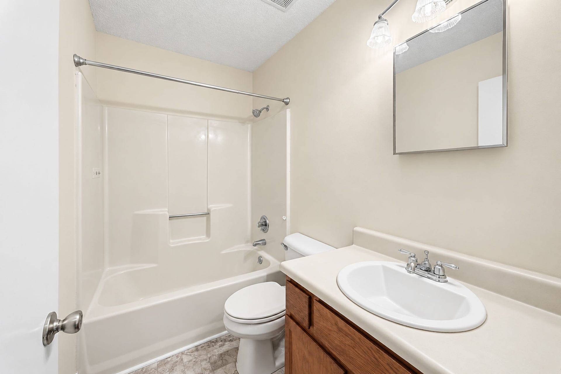 305 Hart Ln, Nashville, TN 37207 305 Hart Ln, Nashville, TN 37207