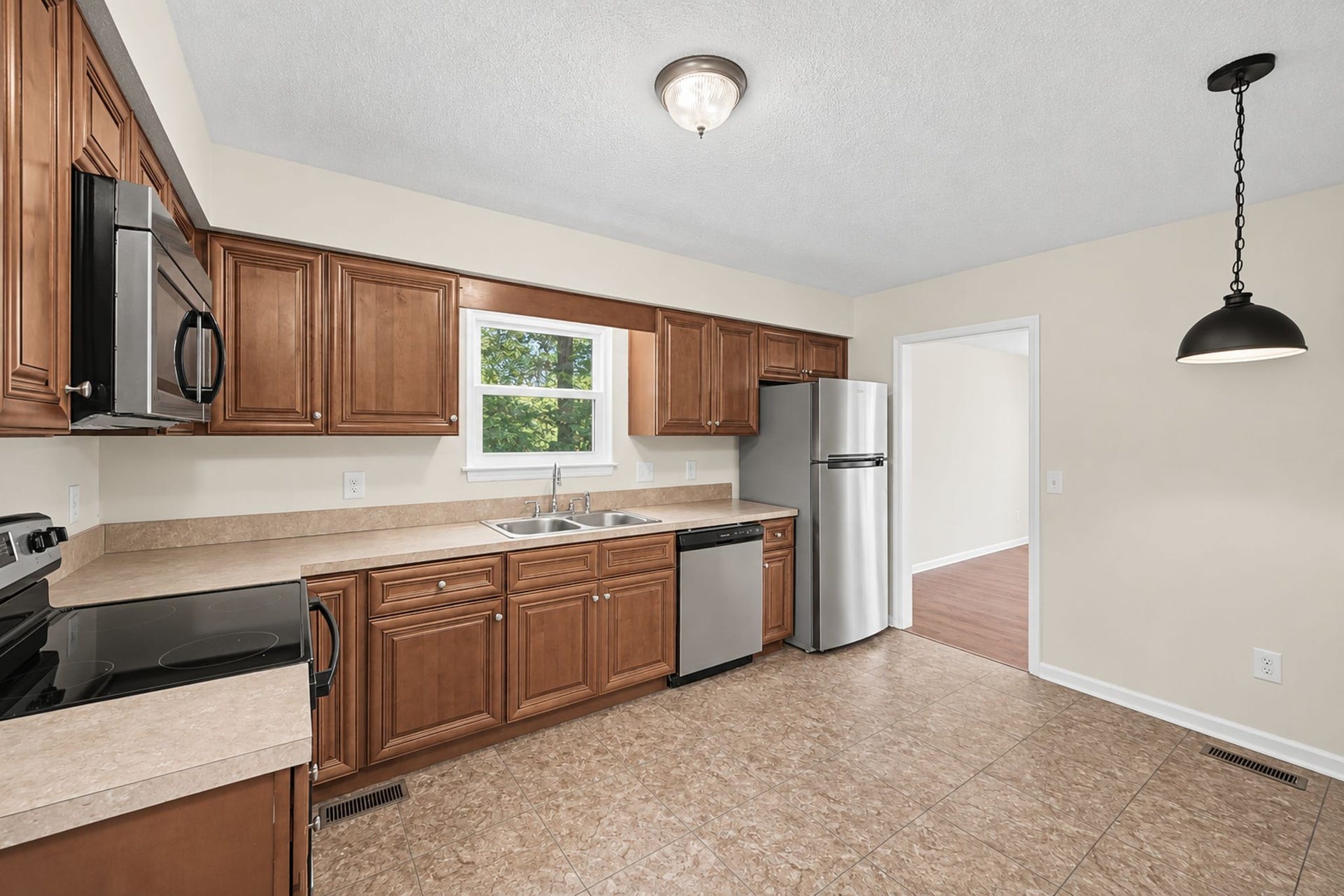 305 Hart Ln, Nashville, TN 37207 305 Hart Ln, Nashville, TN 37207