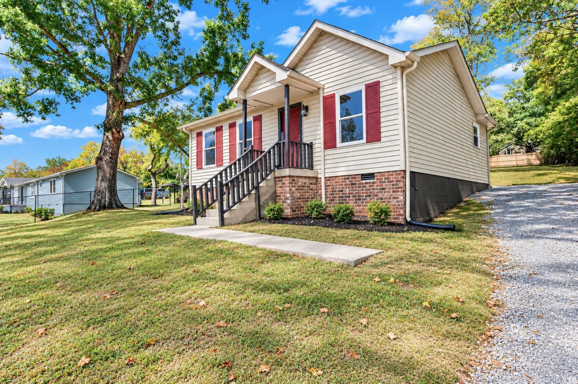 305 Hart Ln, Nashville, TN 37207 305 Hart Ln, Nashville, TN 37207