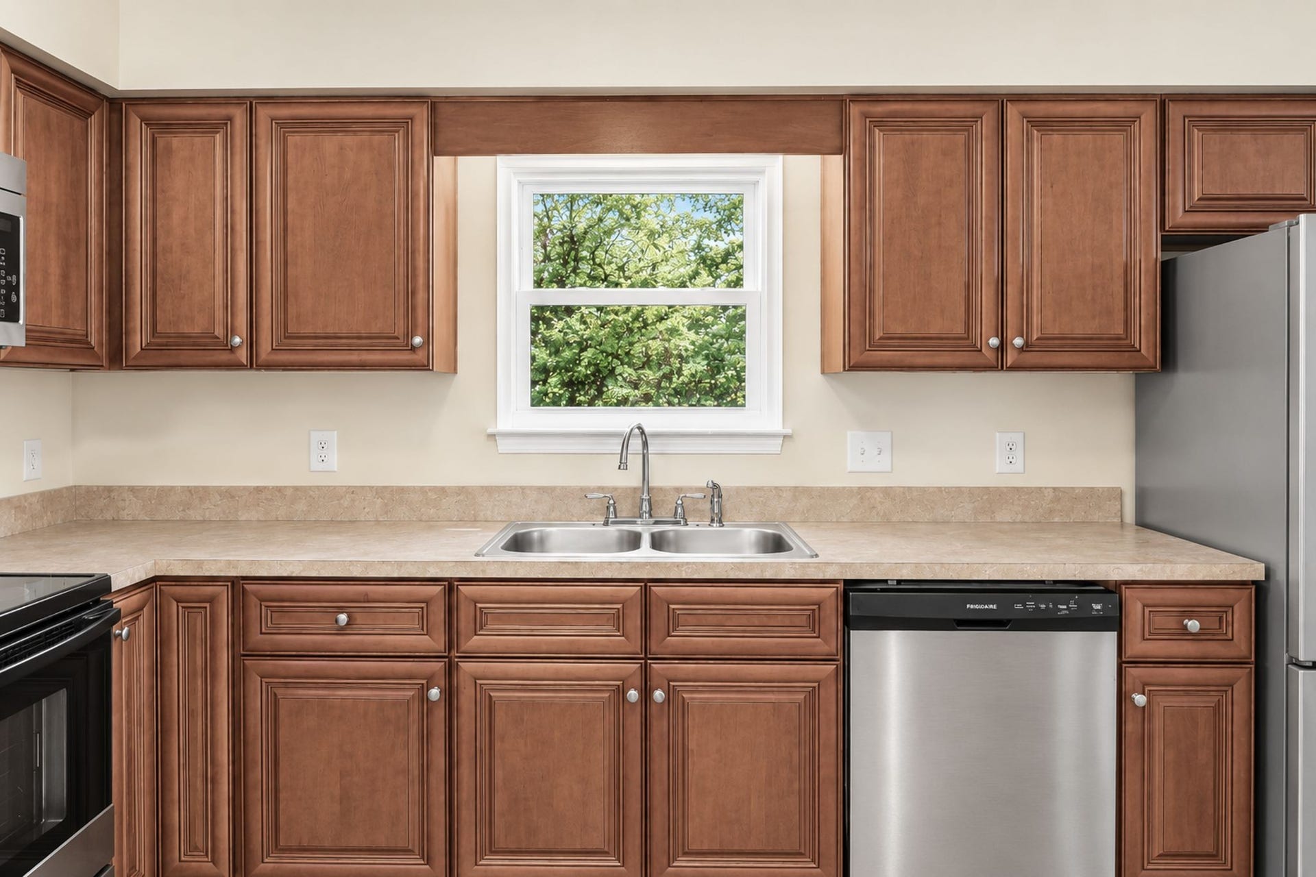 305 Hart Ln, Nashville, TN 37207 305 Hart Ln, Nashville, TN 37207
