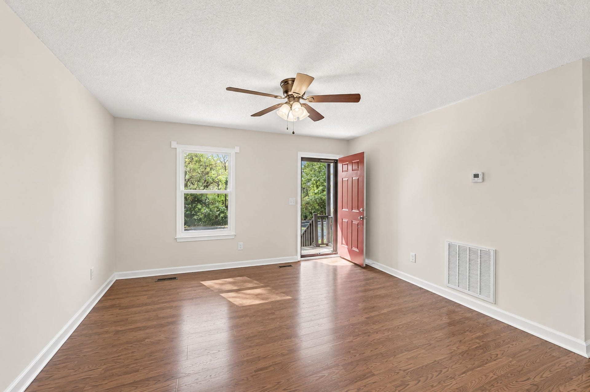 305 Hart Ln, Nashville, TN 37207 305 Hart Ln, Nashville, TN 37207