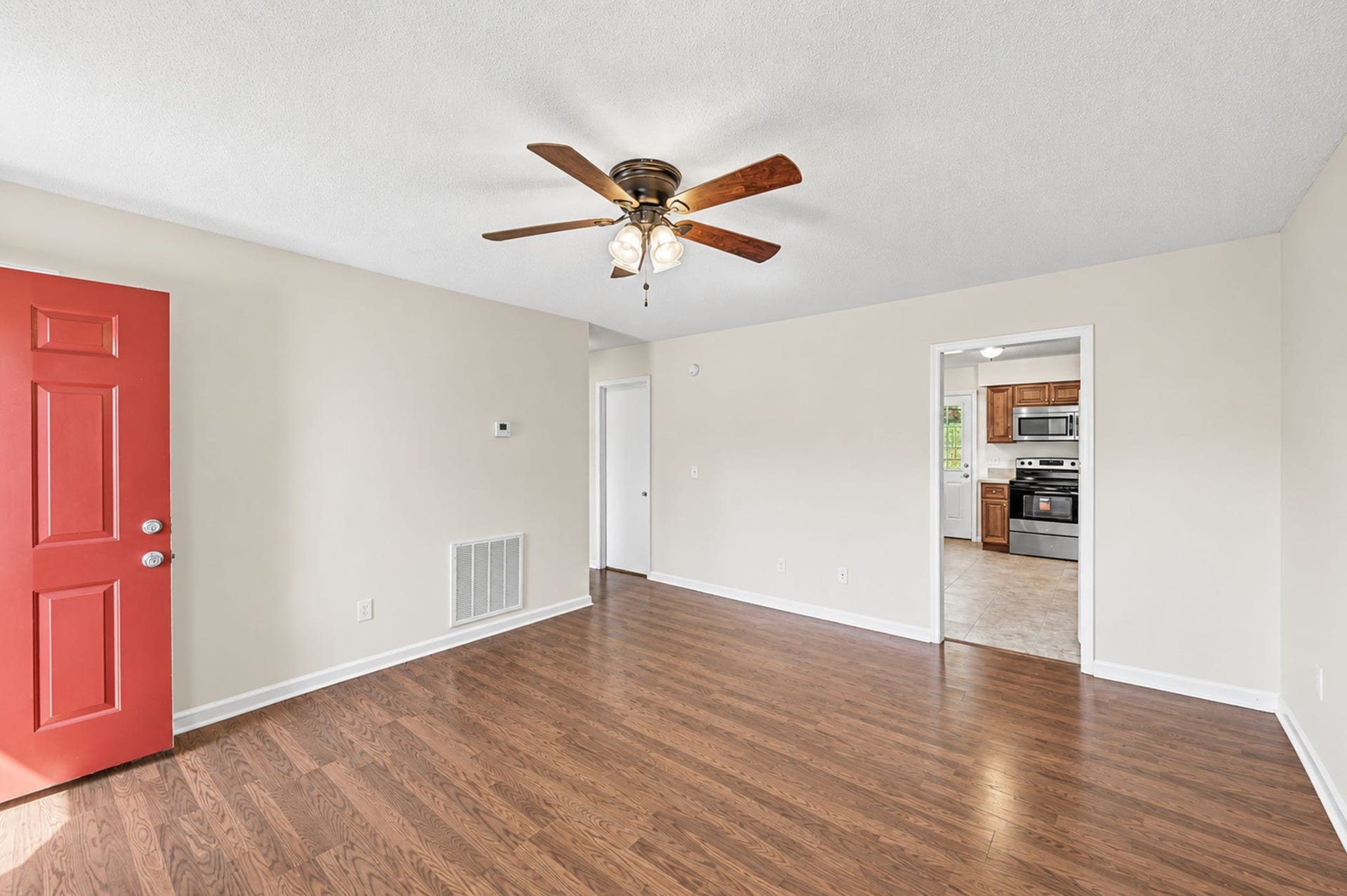 305 Hart Ln, Nashville, TN 37207 305 Hart Ln, Nashville, TN 37207
