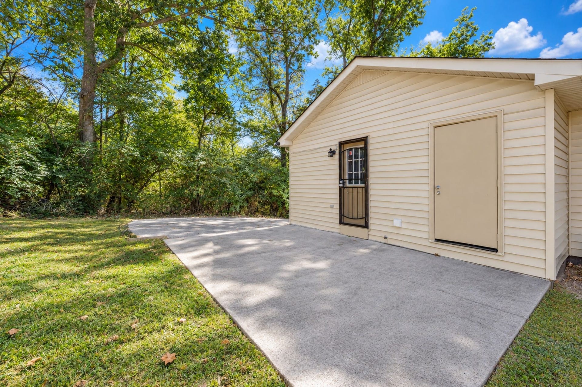 305 Hart Ln, Nashville, TN 37207 305 Hart Ln, Nashville, TN 37207