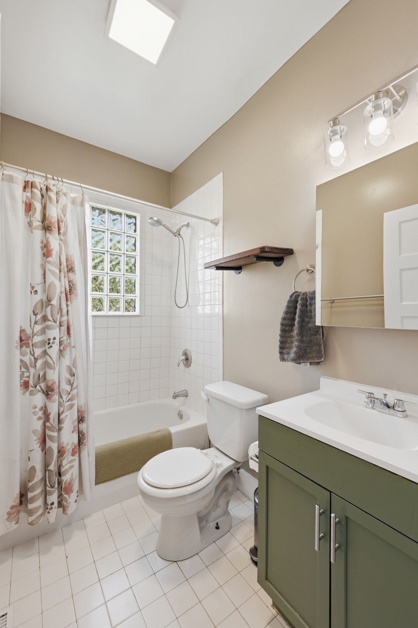 1306 Berry St, Old Hickory, TN 37138 1306 Berry St, Old Hickory, TN 37138