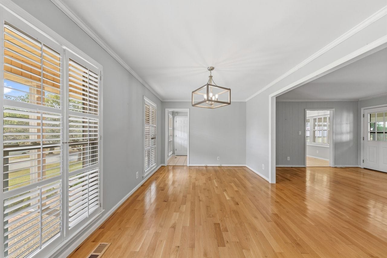 1408 Lyon St, Columbia, TN 38401 Dining opens to den, foyer and kitchen