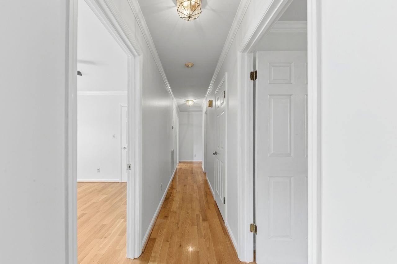 1408 Lyon St, Columbia, TN 38401 Hall to bedrooms