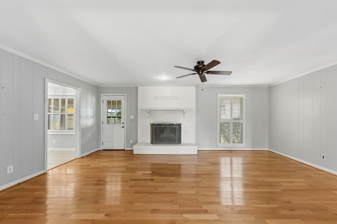 1408 Lyon St, Columbia, TN 38401 Large den with brick fireplace