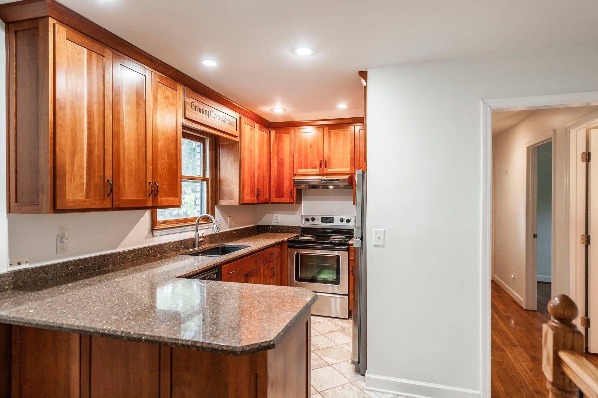 7902 Highway 100, Nashville, TN 37221 7902 Highway 100, Nashville, TN 37221
