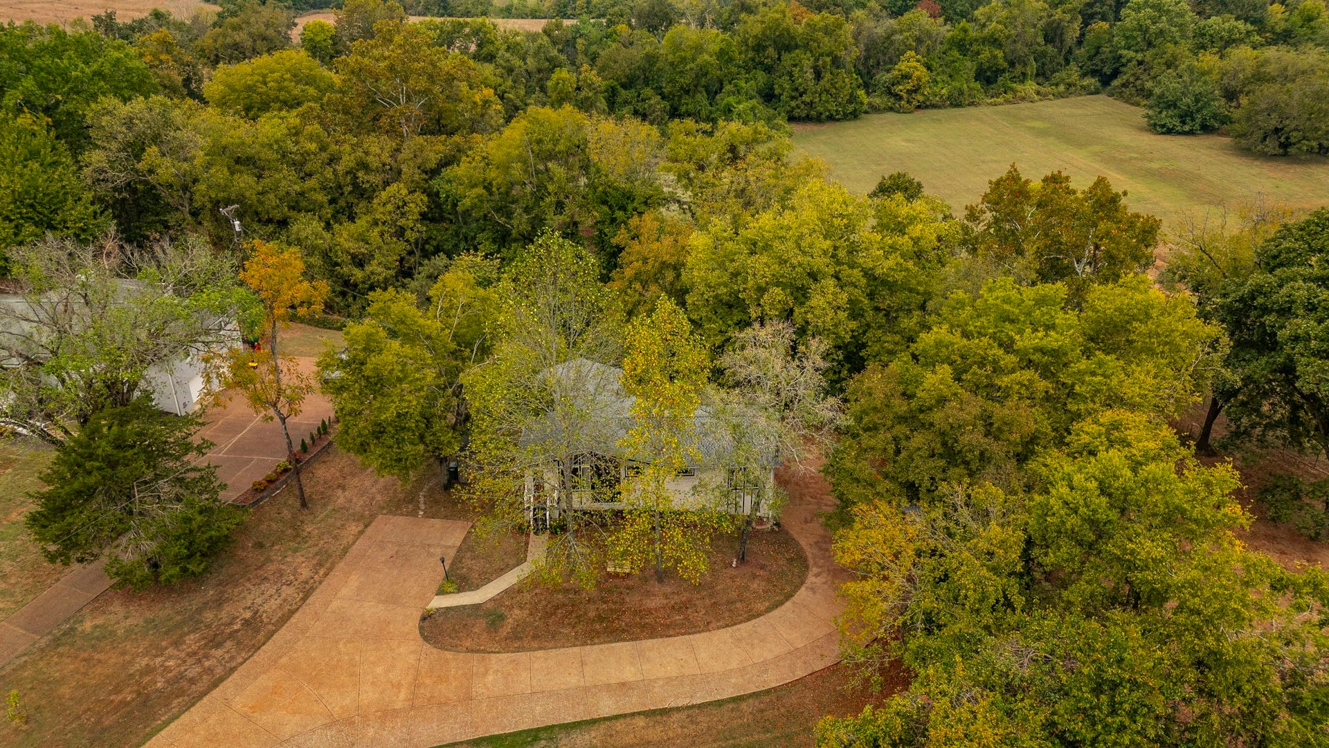 7902 Highway 100, Nashville, TN 37221 7902 Highway 100, Nashville, TN 37221