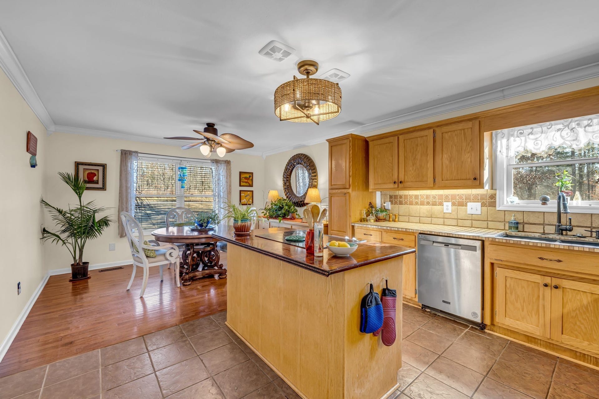 500 Golf Shores Dr, Winchester, TN 37398 500 Golf Shores Dr, Winchester, TN 37398