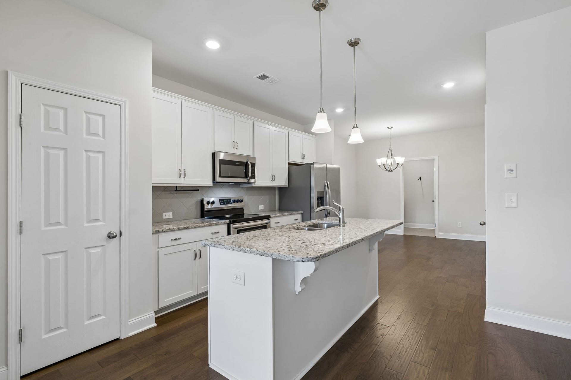 712 Hahn Ct, Lebanon, TN 37087 712 Hahn Ct, Lebanon, TN 37087